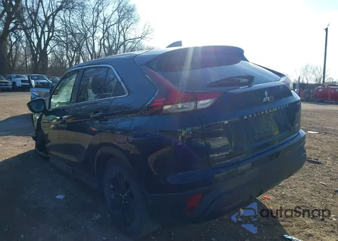 2024 Mitsubishi Eclipse Cross Le S-Awc z USA, uszkodzony, nr VIN JA4ATVAAXRZ010697